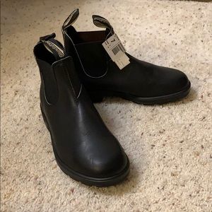 Black Blundstone 510 Boots